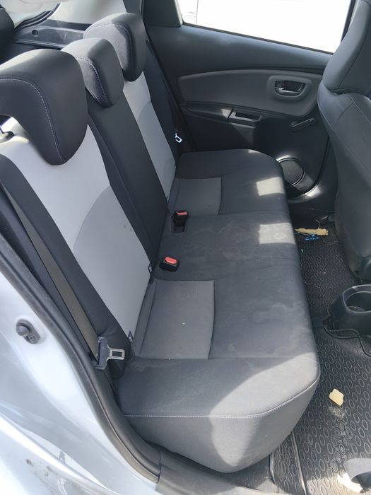 Седалки / Салон за Toyota Yaris  / Тойота Ярис 2019г