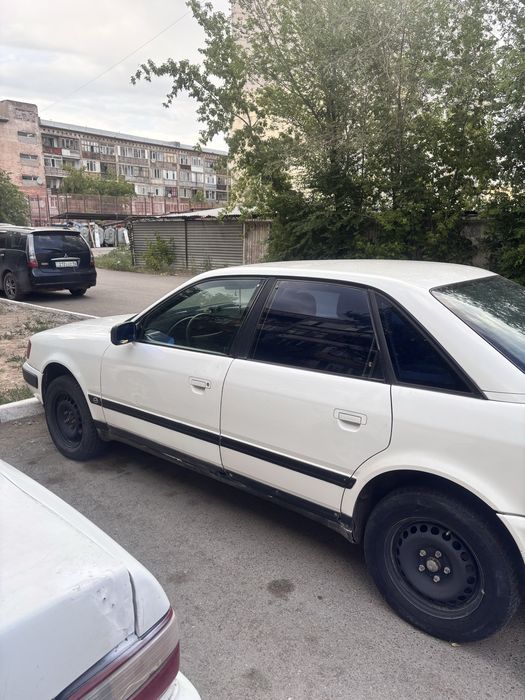 Продам Ауди 100 c4
