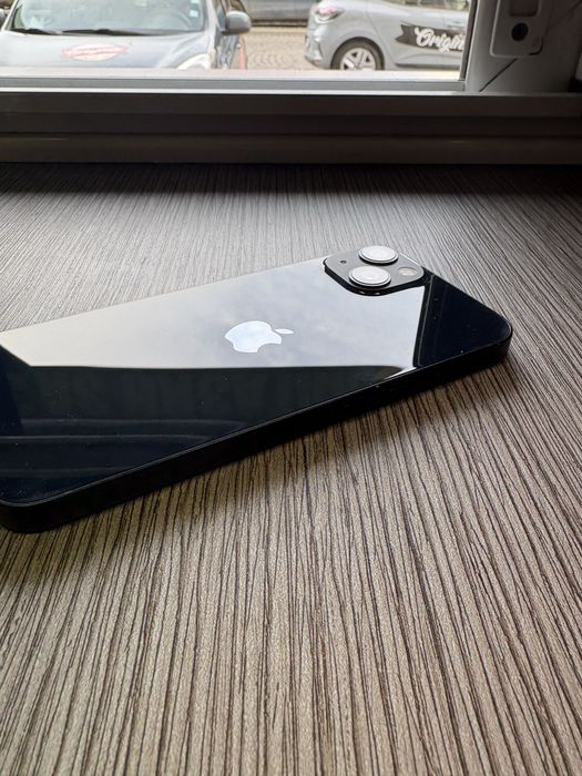 Перфектен! Iphone 13