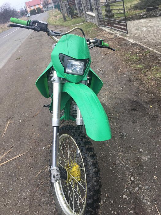 dezmembreaz kawasaki klx 300(ktm suzuki honda yamaha)