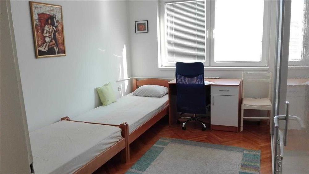 Дава се под наем Тристаен апартамент в Пловдив, Западен - 90 кв.м за 351.9 € - Снимка #3