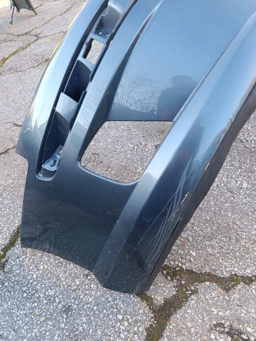 Предна броня за Peugeot 407 / Пежо 407
