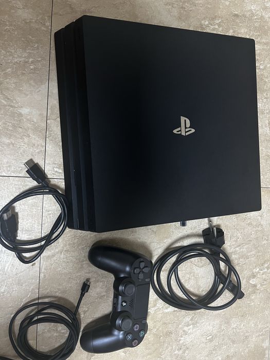 Ps 4 pro 1 tb продаётса