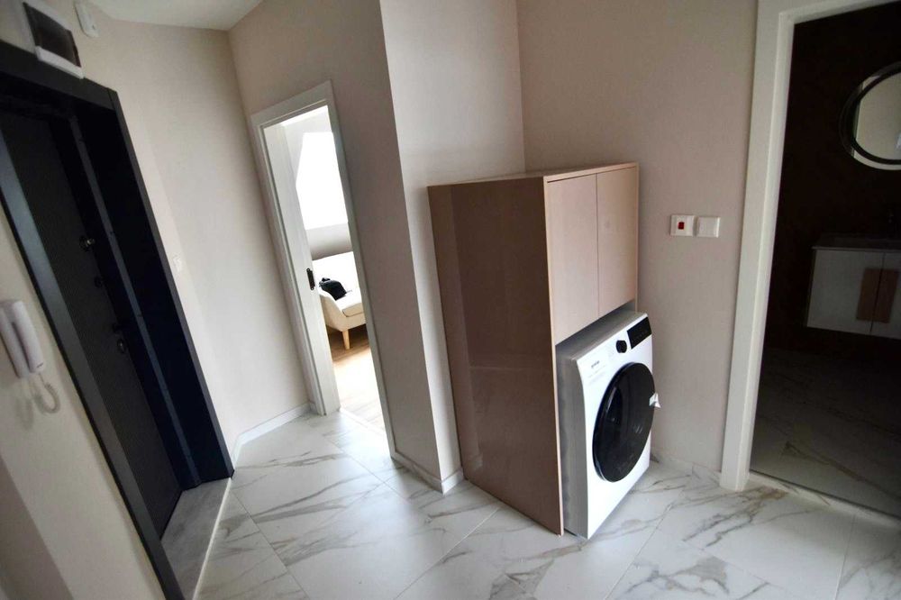 Продава се Тристаен апартамент в Пловдив, Остромила - 72 кв.м за 1806 €/кв.м - Снимка #12