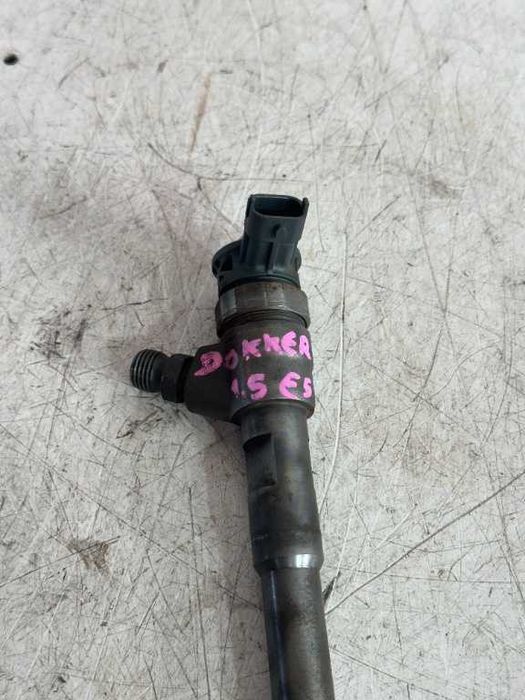 Dezmembrari Injector Dacia Dokker 1.5 euro 5 cod piesa 0445110485