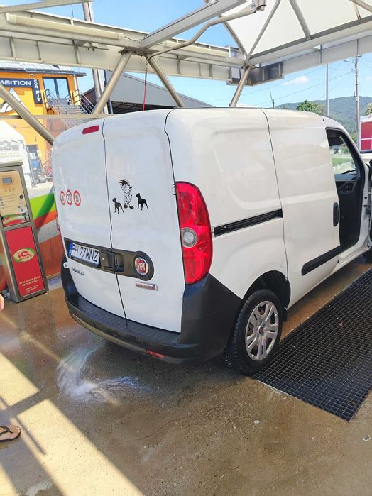 Vând Fiat Doblo 1300, diesel ,an fabricatie 2021