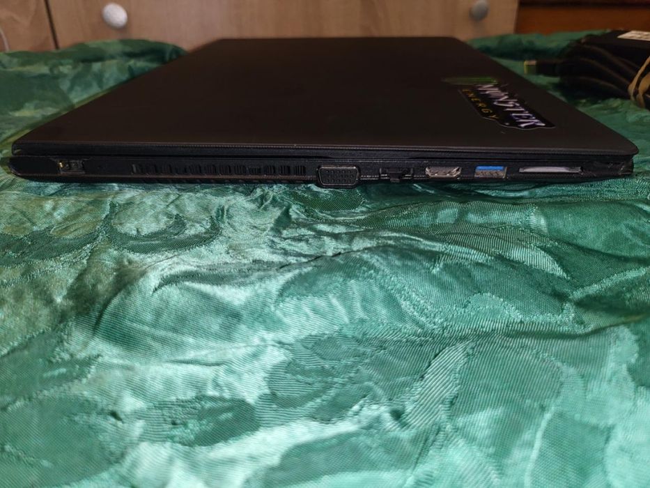 Lenovo IdeaPad 300 Core i7/SSD/16GB Ram/HDD 1000 ГБ!