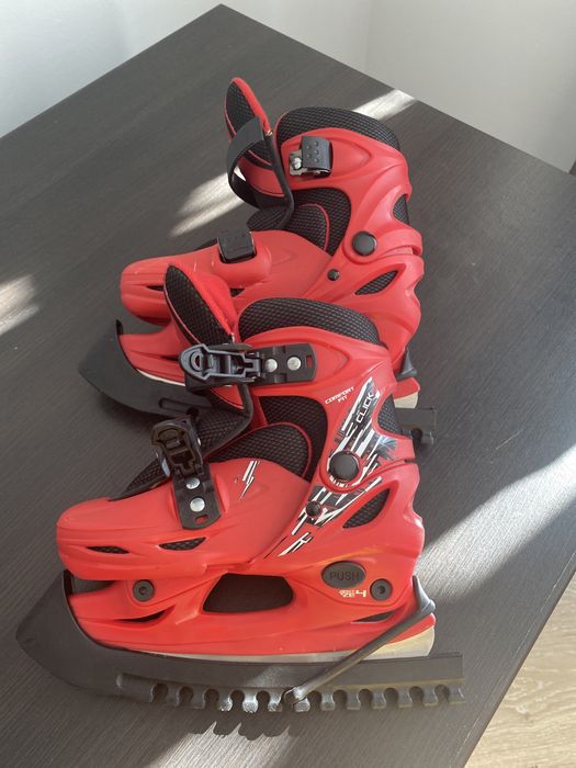 Продам детские коньки