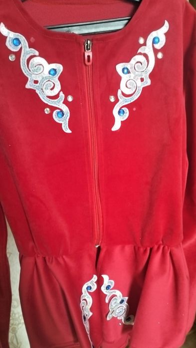 Костюмы для выступлений 10-12лет