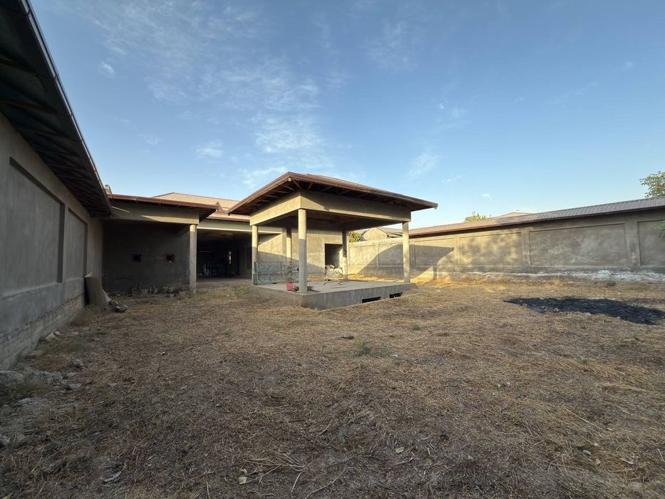 Парвоз, Уч кахрамон! Дом коробка 8 соток 5 комнат