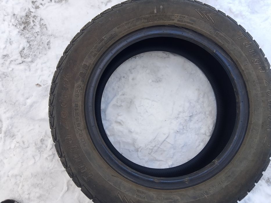 Продам 4 шины,без дисков