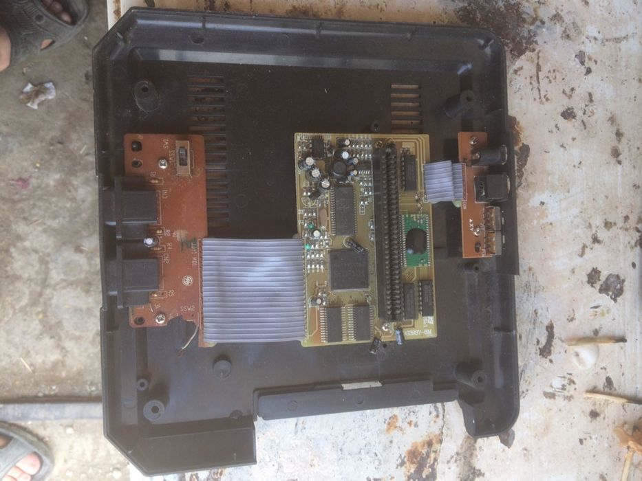 Продам  игровую  приставку