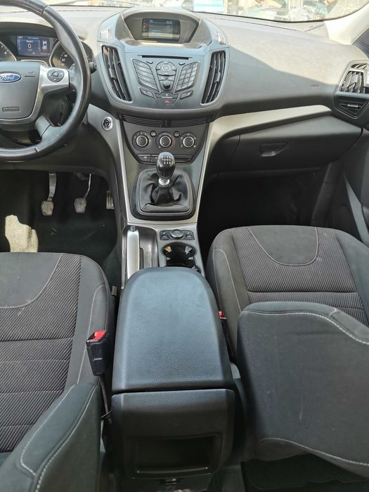 Dezmembrez Ford Kuga 2 FL/NFL/2.0/1.5/E6/4x4/usa/haion/bara/faruri/stopuri/roti/carlig/interior/volan