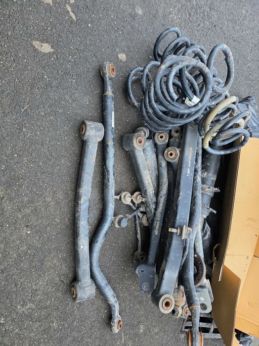 Suspensie completă Originală Jeep Wrangler Sahara (JL) 2019