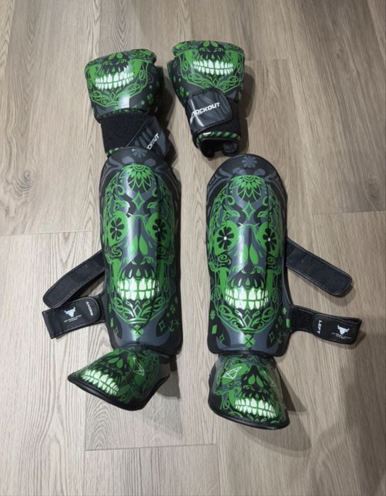 Vand echipament de kickbox knockout