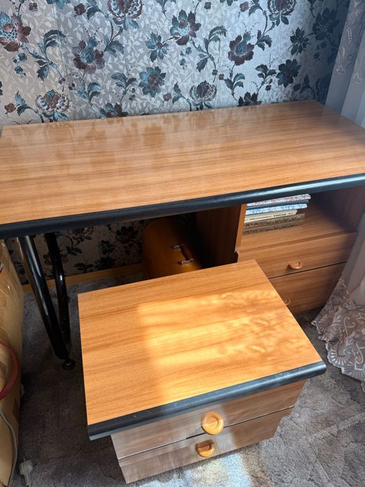 Гарнитур для спальни (гостевая, детская)