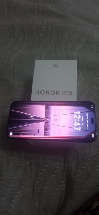 Продам телефон новый