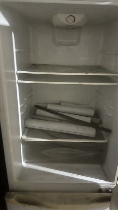 Lg холодильник срочна !!!