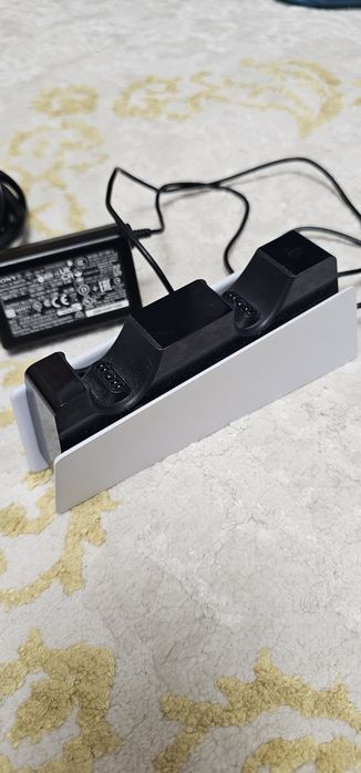 Statie incarcare controllrr dualsense ps5 ,dual charging dock ps5 dualsense
