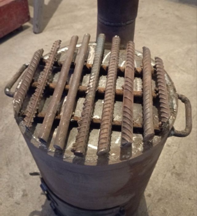 Продам буржуйку срочно