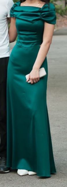 Продаеться Вечерние платье