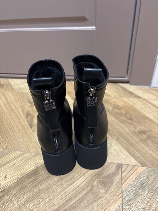 Сапоги Josiny черные