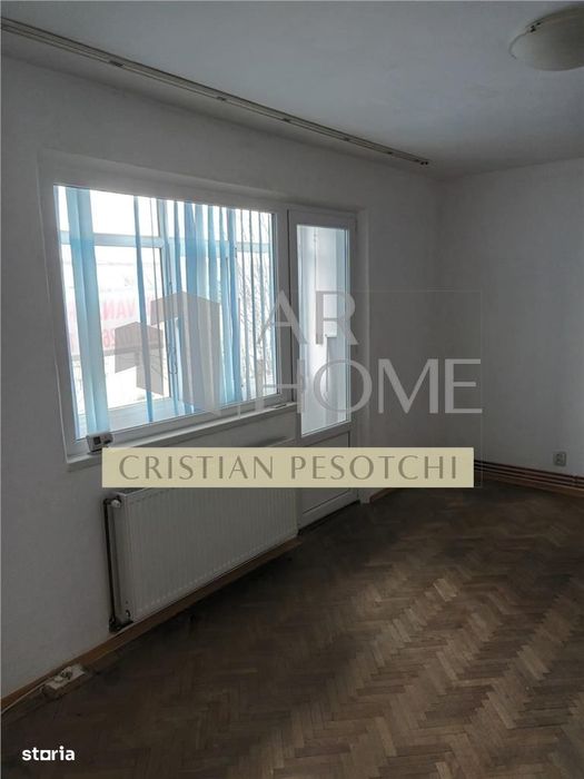 Podu Inalt 3 camere etaj 4