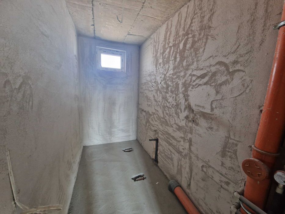 Продава се Тристаен апартамент в Благоевград, Освобождение - 176 кв.м за 910 €/кв.м - Снимка #4