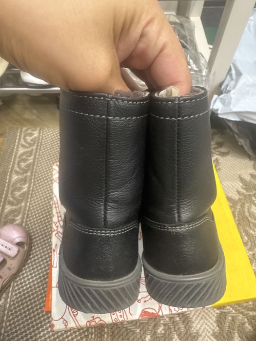 Сапожки от фирмы лель.