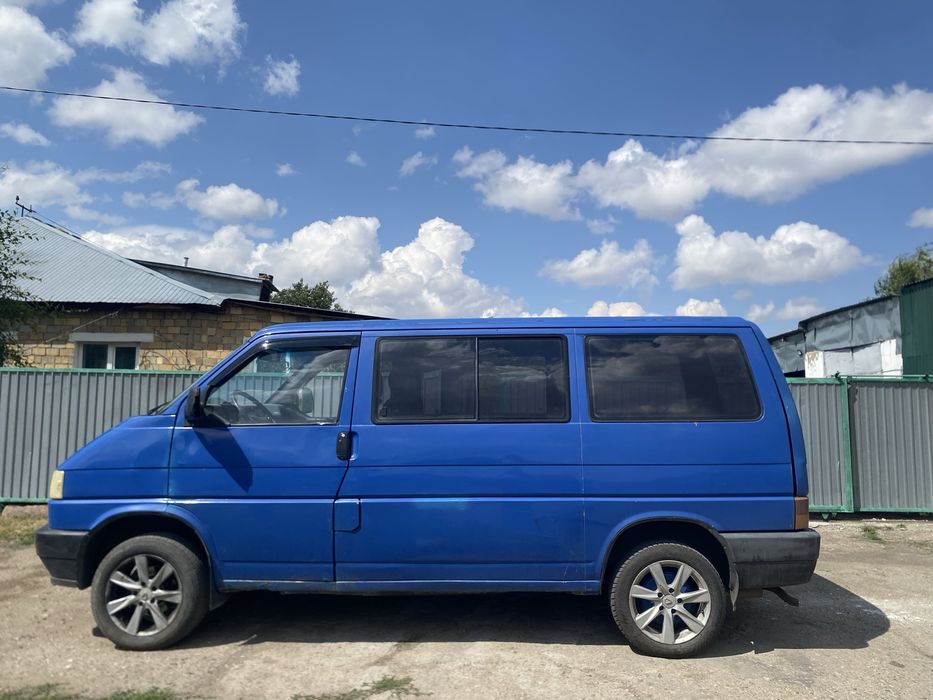 Volkswagen T-4 каравелла