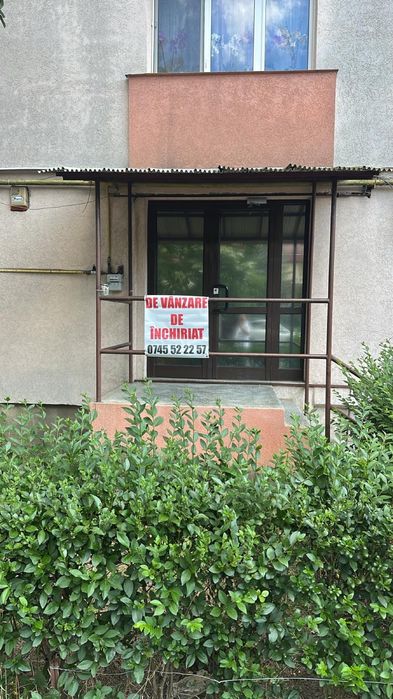 Vand/Inchiriez spatiu comercial