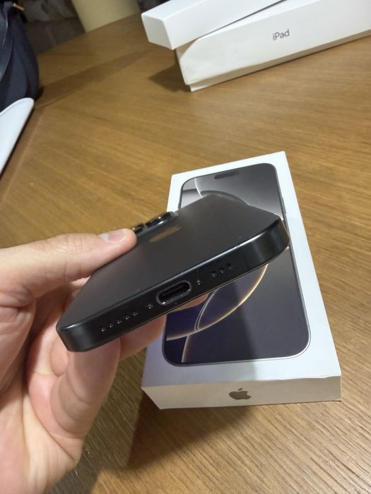 Iphone 15 pro -black 512gb