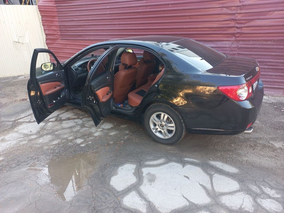 Продаю или бартер на ларгус или внедорожник. Орландо. Колганини келиша