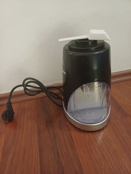 Aparat de taiat gheață