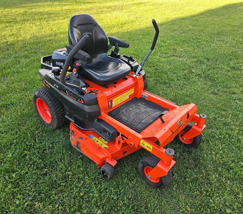 Тракторна Косачка KUBOTA.Z1 421. ПЕРФЕКТНА