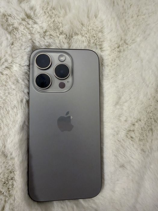 Iphone 15 pro 128GB natural titanium