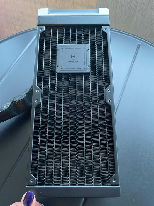 AIO Hyte Thicc Q60 240mm