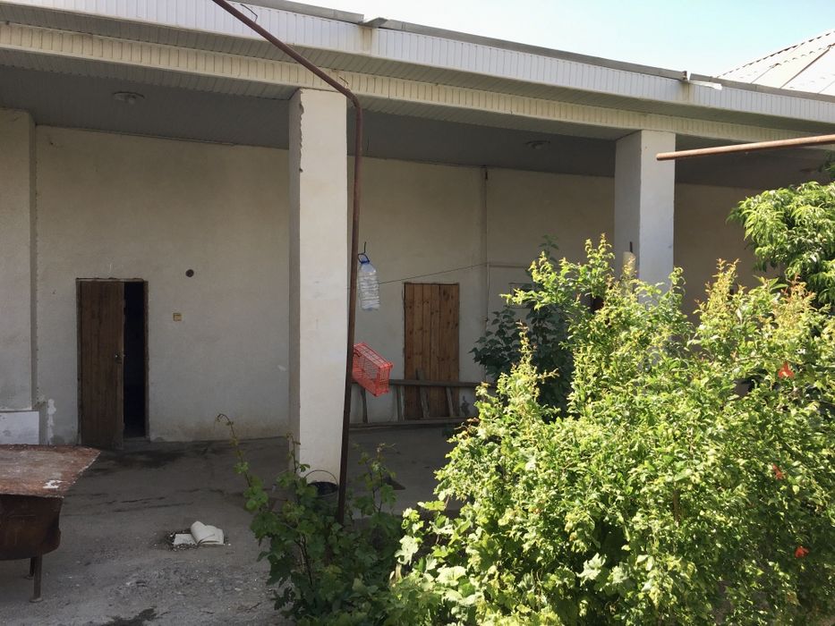 Uy sotiladi shahar markazidan