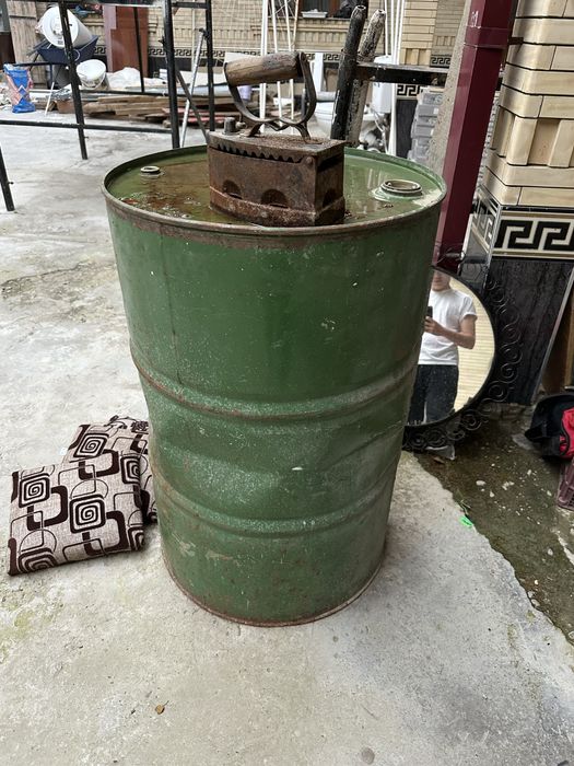 Продаётся утюк антикварный угольный