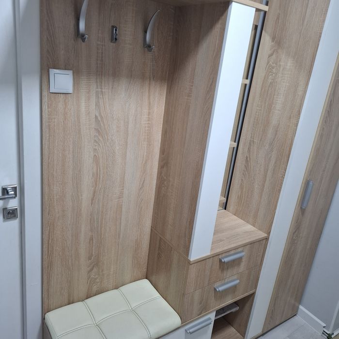 Прихожая  или шкаф