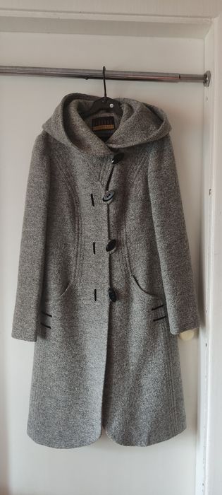 Продам женское пальто