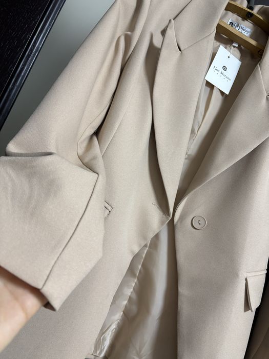 новый приталенный пиджак