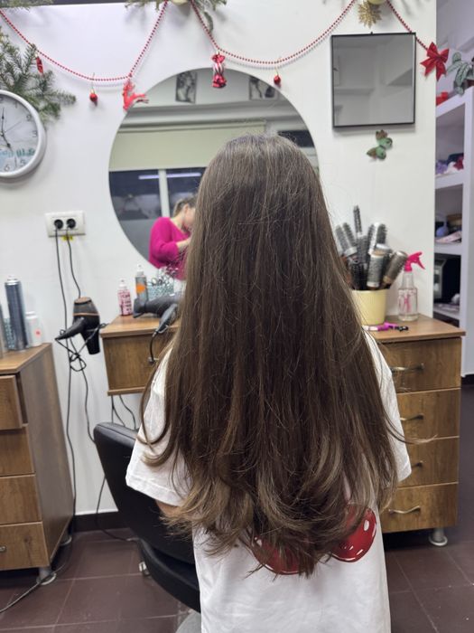 Coafor la domiciliu – Tuns • Coafat • Vopsit • Balayage