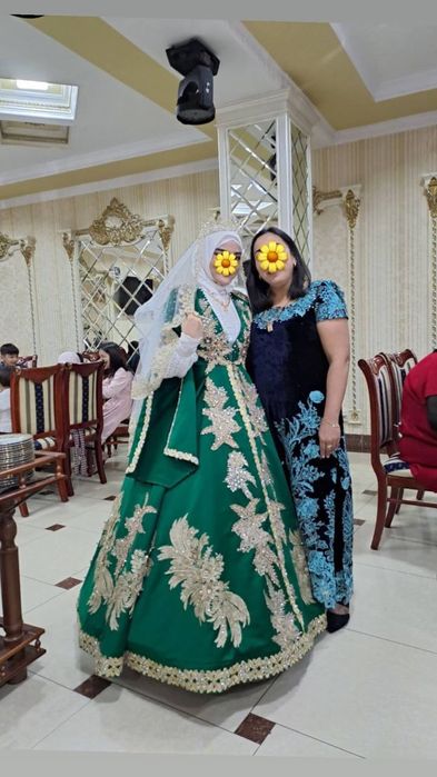 Ансамбль в хорошем состоянии. Почти как новая,  много не одета, состоя