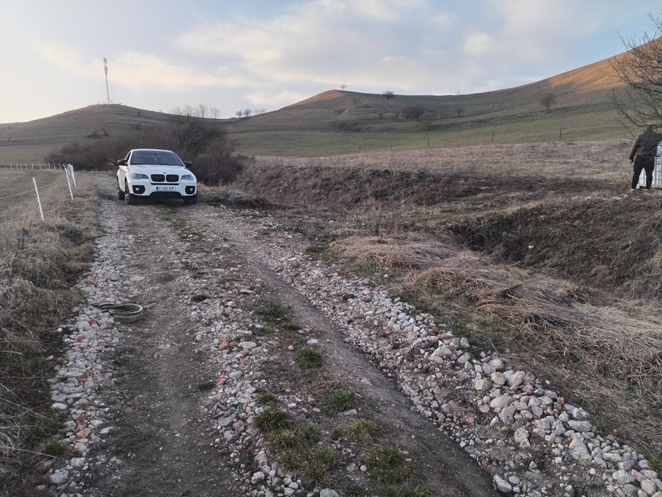 Vând sau Schimb Teren Extravilan