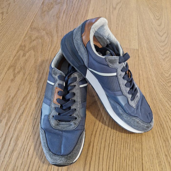 Lot 2 perechi adidasi barbat marimea 41