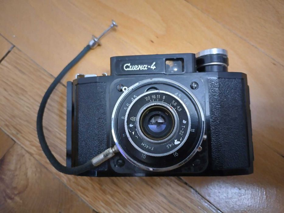 Ретро Фотоапарат СМЯНА 4