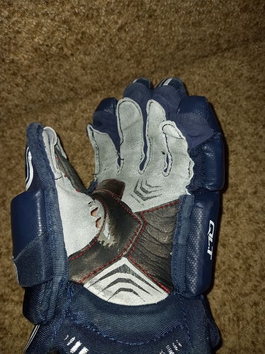 Хоккейные краги CCM