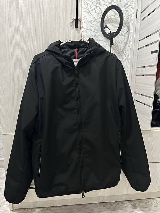 Продам куртку  осень/весьна