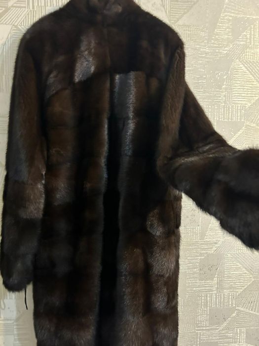 Продам норковую шубу